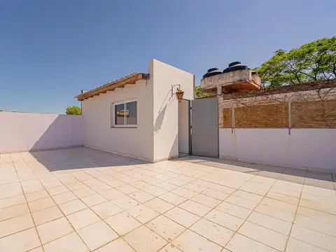 Depto Tipo Casa en Venta en Coghlan, USD 299.000