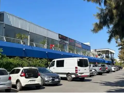 Arribeños 700