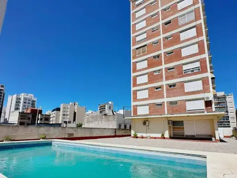 2 / 3 dormitorios en Alem con pileta