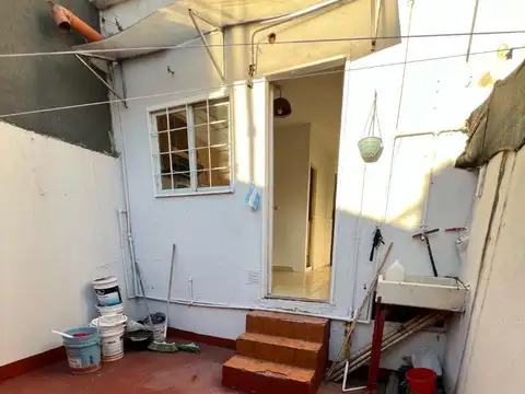 Depto Tipo Casa en Alquiler en Parque Patricios, $ 800.000