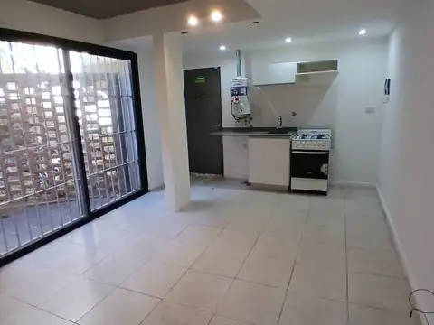 Suipacha 1121 , Piso 0