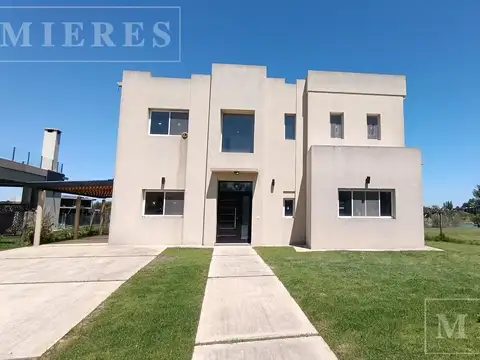 Casa en venta sobre lote a la laguna en Barrio Norte El Canton, Escobar