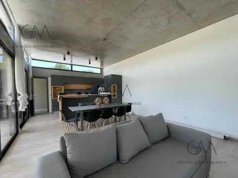 ALQUILER TEMPORARIO RUMENCO JOVEN