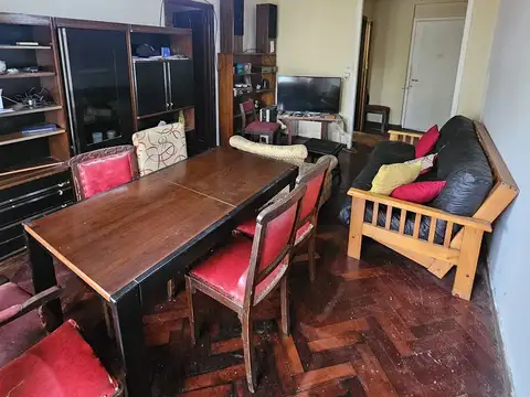 Departamento 5 ambientes con 1 baño