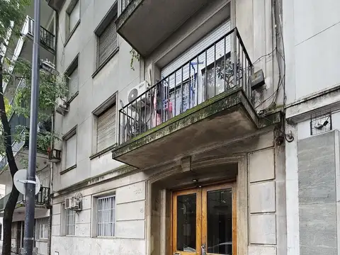 3 Ambientes con Dependencia de Servicio Lavadero Balcon y Cocina