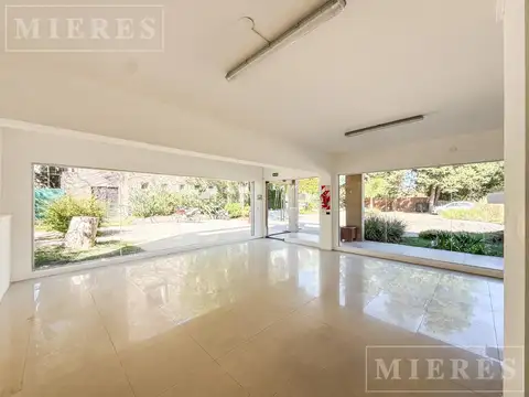 Local de 57m² en  alquiler en Tortuguitas Point