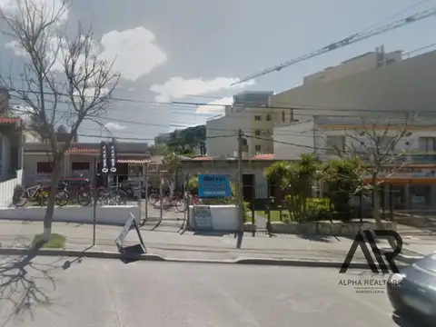 Terreno en Venta 12  mts Fondo