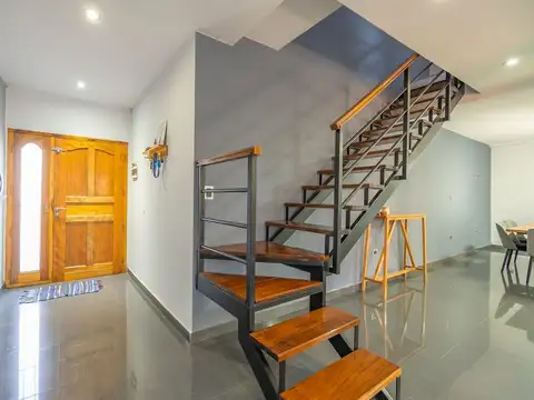 Depto Tipo Casa en Venta de 3 dormitorios