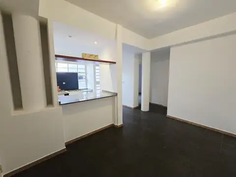 Alquiler Departamento 3 Ambientes en V.Libertad en planta baja