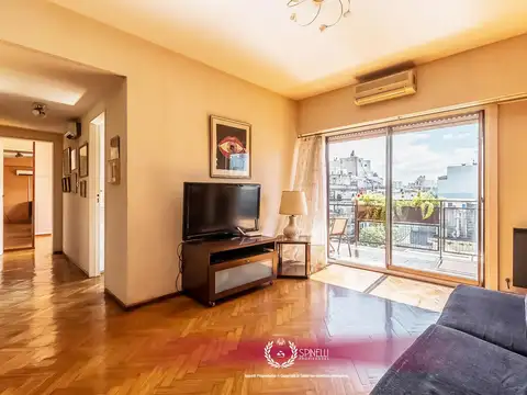 Venta departamento 4 ambientes 85m²  con balcón al frente luminoso en Almagro Balvanera apto crédito