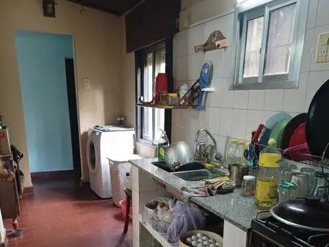 Venta Casa 3 Amb, Lote 420 m² - Oportunidad