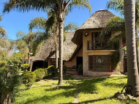 Casa en Venta de 9 dormitorios