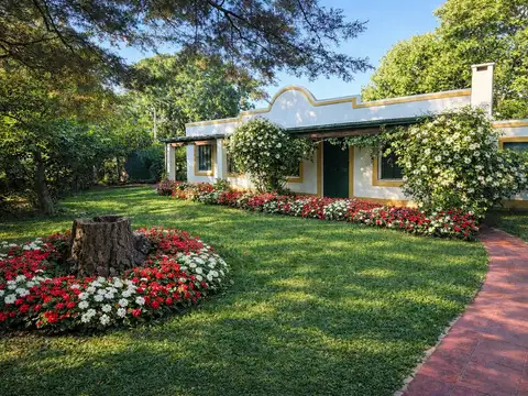 BARRIO PARQUE GIRADO