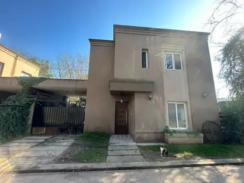 Casa en Venta de 3 dormitorios