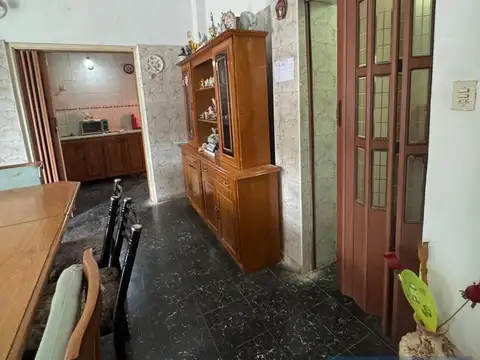Casa 4 ambientes con 1 baño