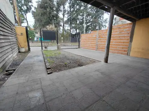 Depto Tipo Casa en Venta con 1 cochera