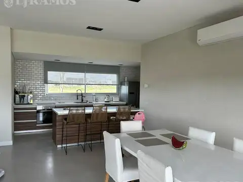 Casa en Venta al Noreste