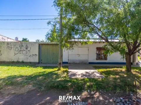 VENTA CASA TRES DORMITORIOS CON GARAGE Y PATIO