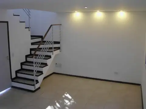 Depto Tipo Casa en Venta en Ituzaingo, USD 55.000