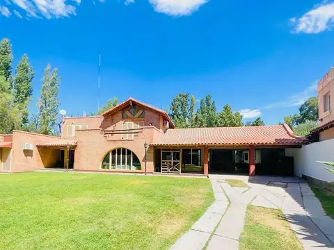 Casa en Venta de 6 dormitorios