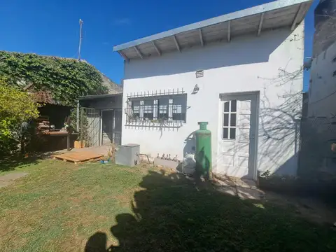 VENTA CASA EN MORENO SUR