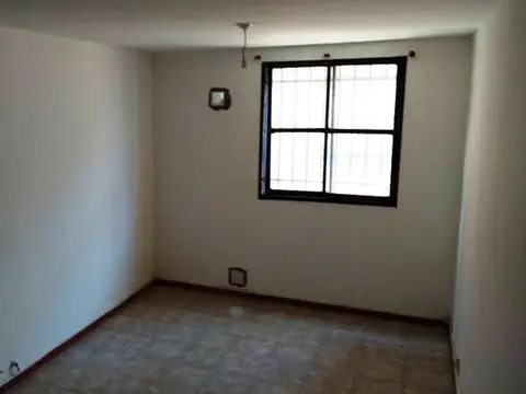 VENTA DEPTO 2 DORM. A METROS DE RUTA 20