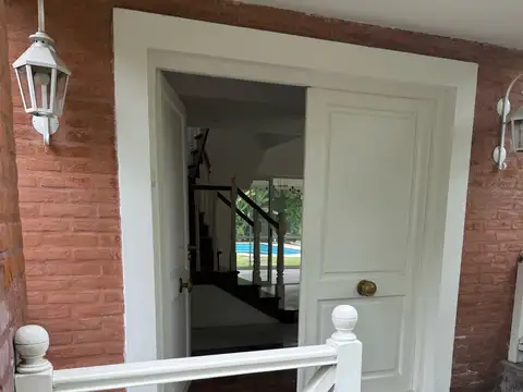 Casa en Alquiler de 3 dormitorios