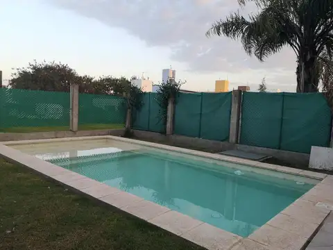 Casa en Alquiler en Valle Escondido, $ 3.000.000