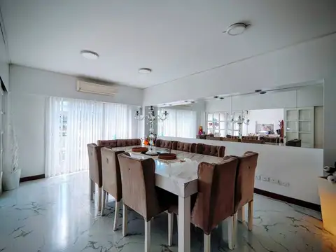 Departamento en Venta de 4 dormitorios