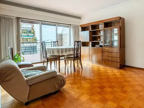 Alberdi Juan Bautista Av. al 2100