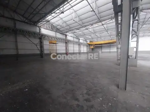 Depósito 2.012 m² en Alquiler - Predio Cerrado en Pergamino