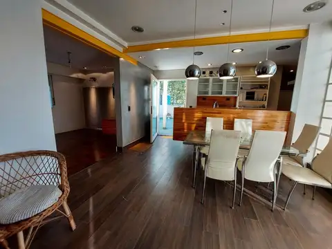 Depto Tipo Casa en Venta de 4 ambientes