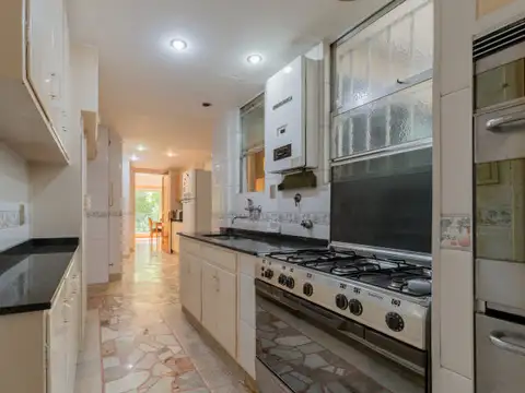 Departamento 4 ambientes con 2 baños