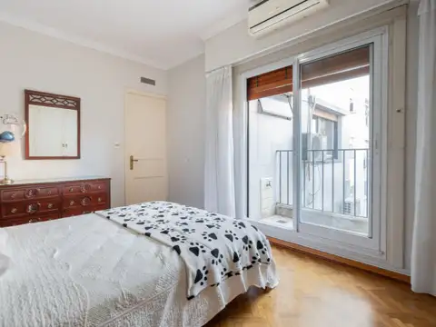 Departamento piso de 4 ambientes mas dependencia