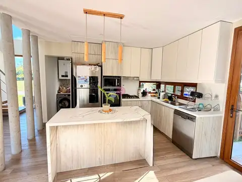 Casa en Venta al Oeste