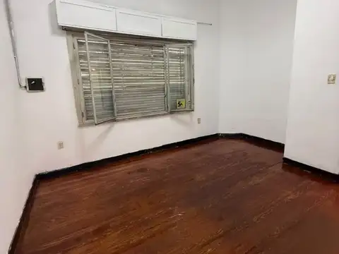 Depto Tipo Casa en Alquiler de 3 ambientes