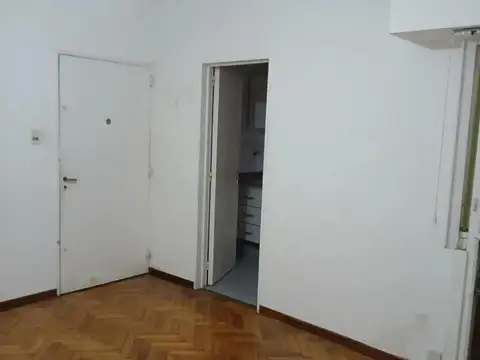 Departamento en Alquiler en Recoleta, $ 550.000