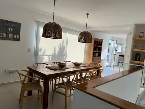 Casa Chalet  en Alq. Temporario en Costa Esmeralda, Costa Atlántica, Buenos Aires