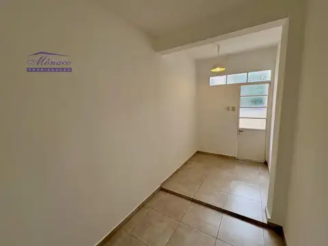Depto Tipo Casa en Alquiler de 2 ambientes