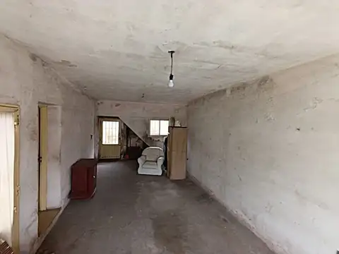 Casa en Alquiler con 1 cochera