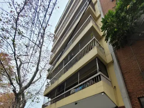 Plaza los Andes, Albariños y Ramon Falcon! 2 amb Interno con 2 patios