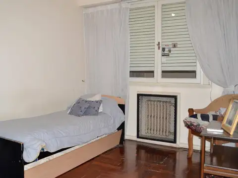 Departamento en Palermo 3 ambientes con dependencia, con balcón al frente.