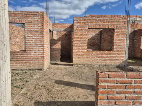 URBANIZACION "LA LOMITA"-RP 21