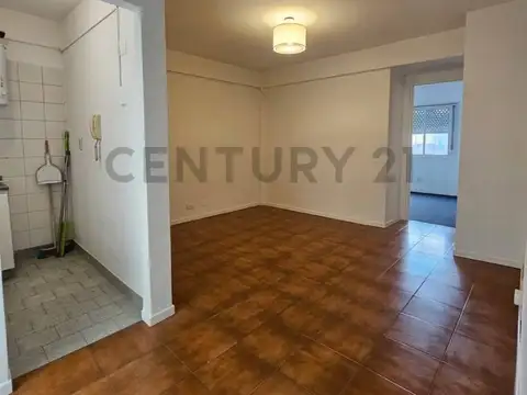 bernardo de irigoyen , Piso 1