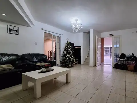 Casa en Venta en Provincias Unidas, USD 185.000