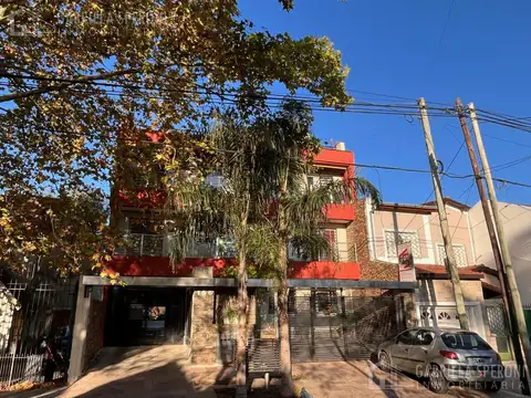 Departamento 2 ambientes VENTA Lomas de Zamora