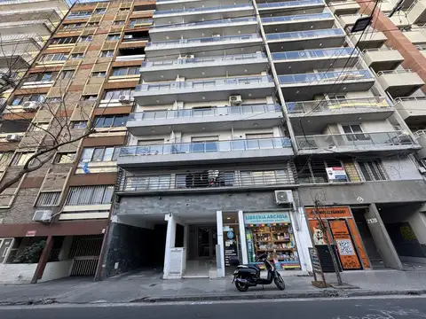Departamento en Centro monoambiente divisible a metros de Oroño