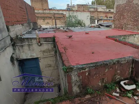 Terreno 8.66x26.92 USAB 1 PB + 3 pisos.-