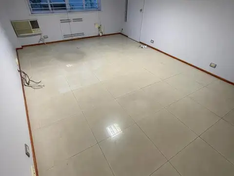 Oficina en Alquiler al Oeste