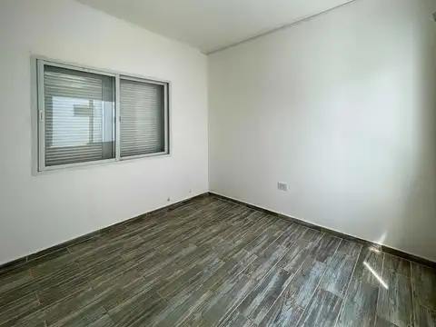 Galpon en Venta en Parana, USD 240.000